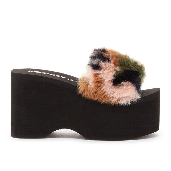 platform fuzzy slides